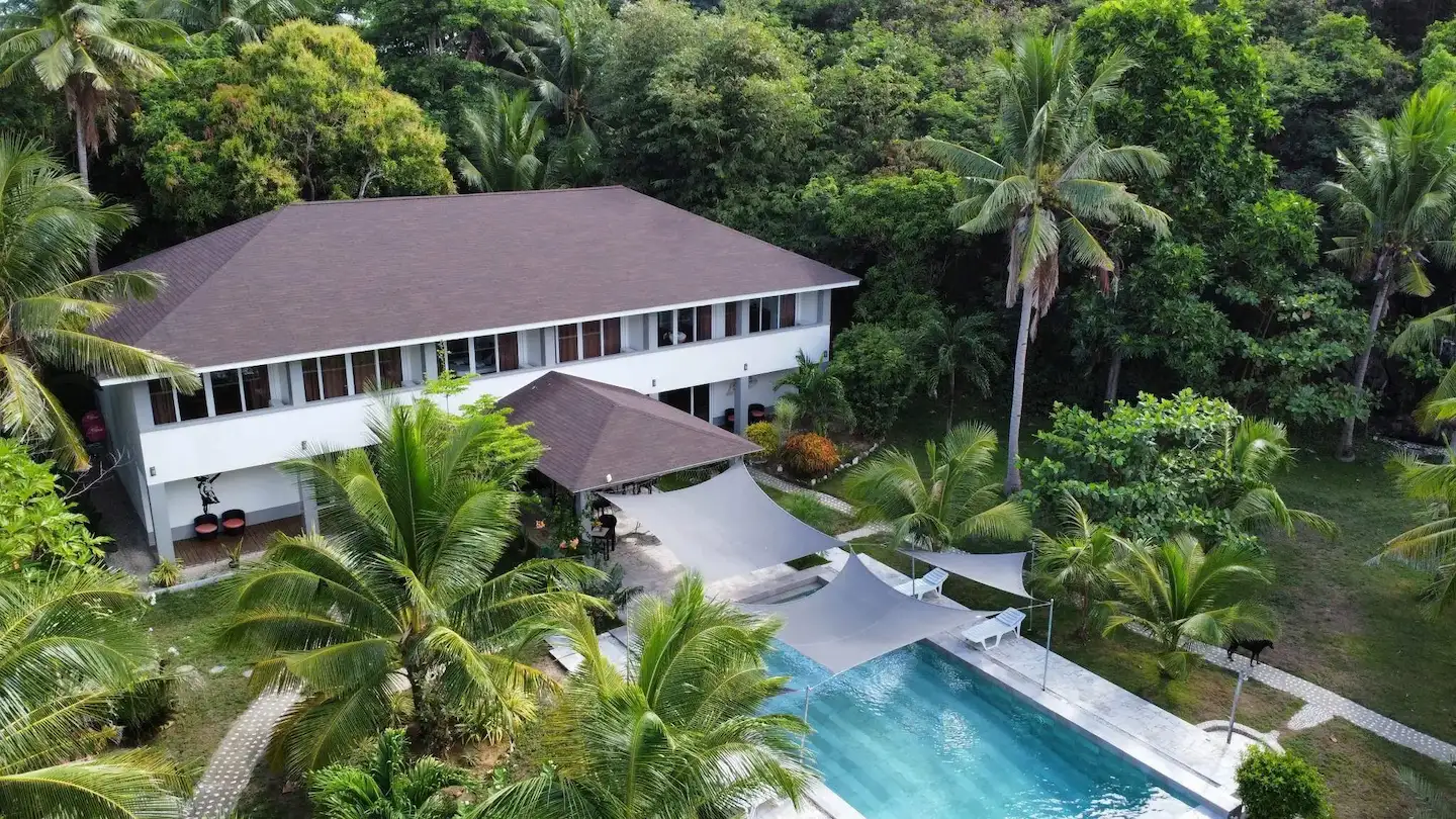 Sunset Cove Resort